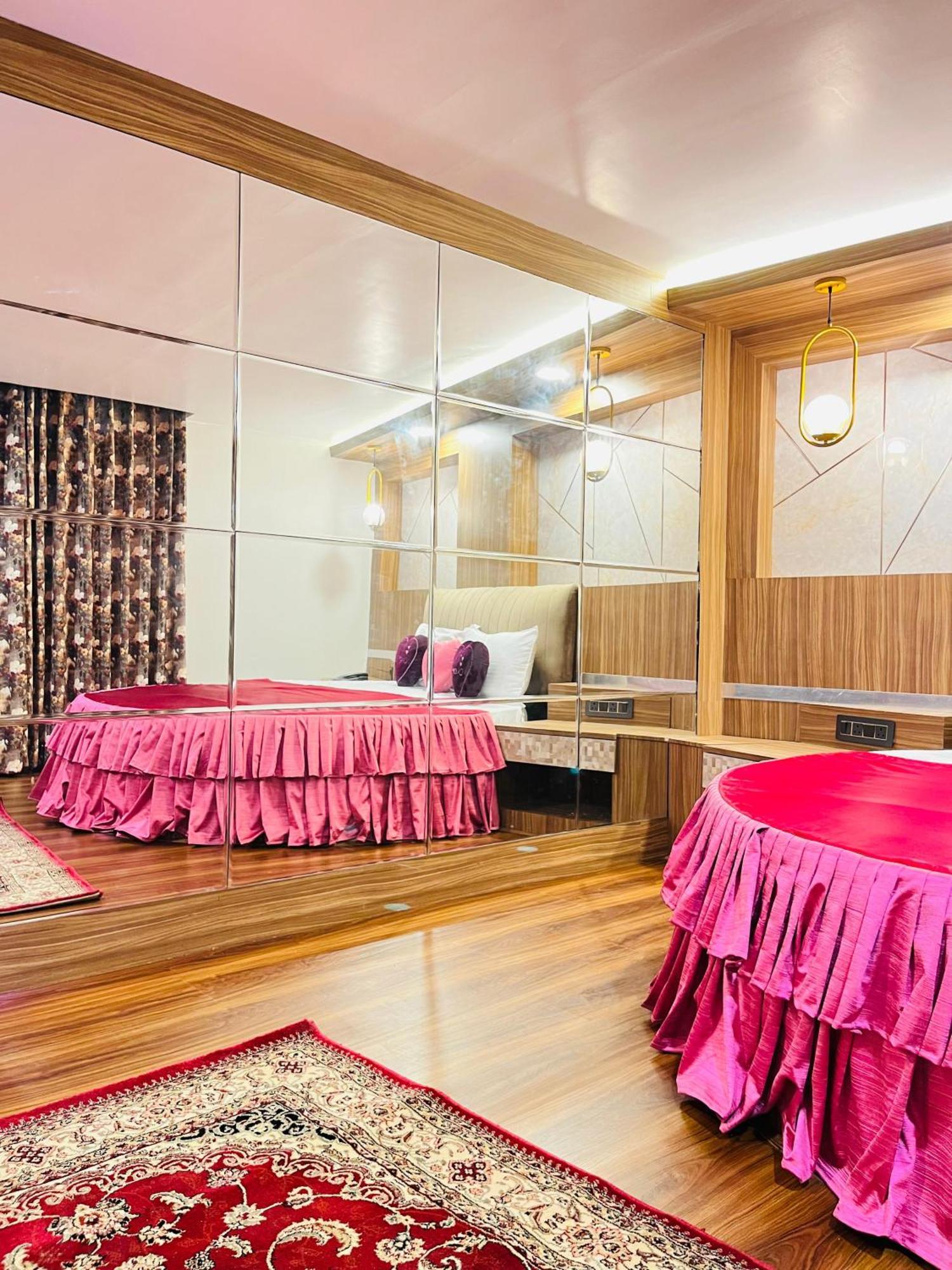 Hotel Broadway Boutique Mall Road Darjeeling - A Luxury Collection - Best Seller Exteriör bild