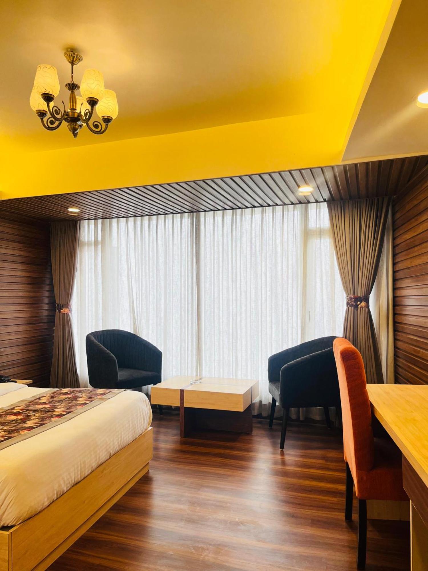 Hotel Broadway Boutique Mall Road Darjeeling - A Luxury Collection - Best Seller Exteriör bild