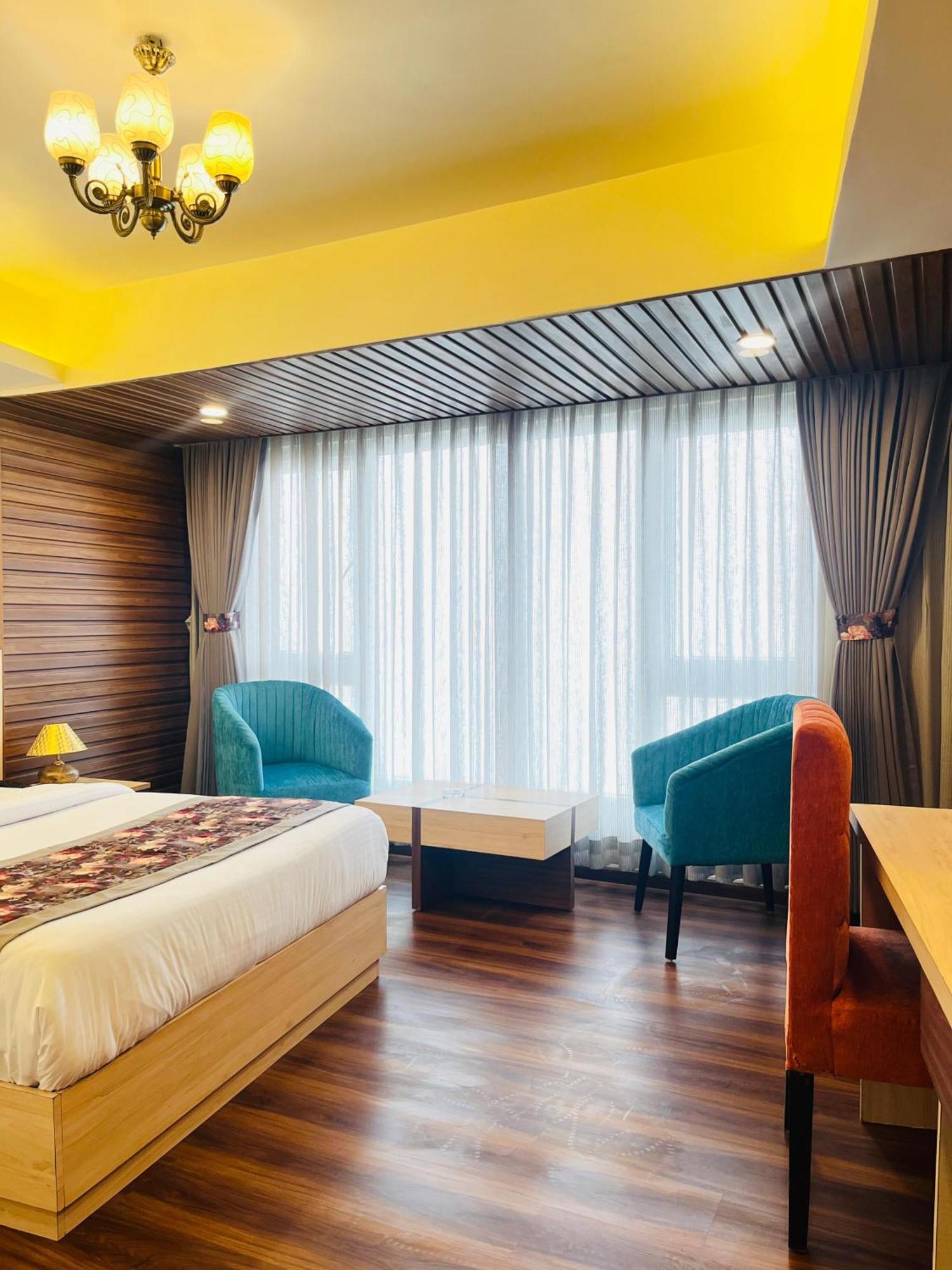 Hotel Broadway Boutique Mall Road Darjeeling - A Luxury Collection - Best Seller Exteriör bild